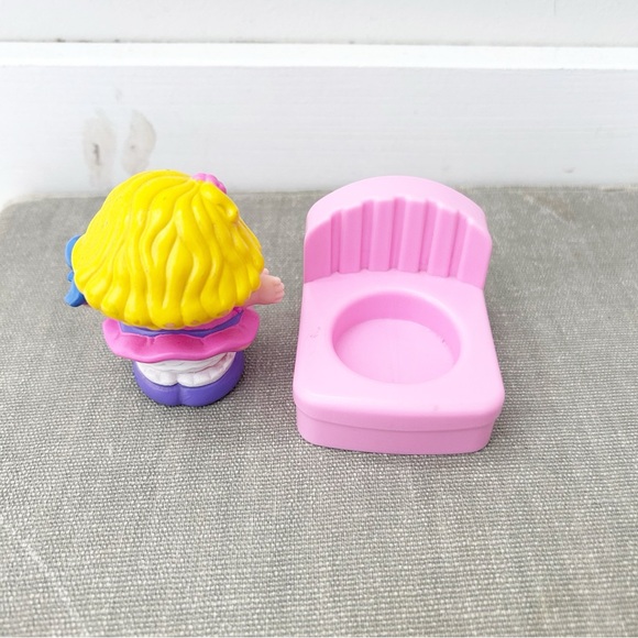 Vintage Fisher Price Little People 5 Piece Baby & Sarah Lynn - Picture 7 of 7